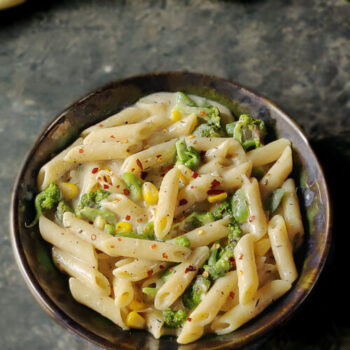 White souce Pasta